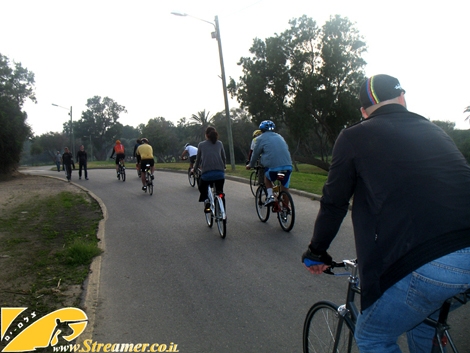 <font color="#008000"><strong>The cyclist from Ahqelon are touring the city and drive through the National Park. Critical Mass ashqelon are closing the year 2009. Click here to <a href="http://streamer.co.il/live/?file_id=498">watch the special Clip</a>.<a href="http://streamer.co.il/gallery/cat/critical_mass_ashqelon_-_dec__9/"> Photos</a> and <a href="http://streamer.co.il/news/view/150/">article</a> </strong></font>